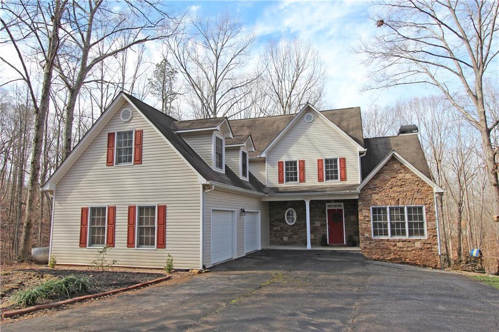 1045 Darby Ford Ln., Ball Ground, GA 30107