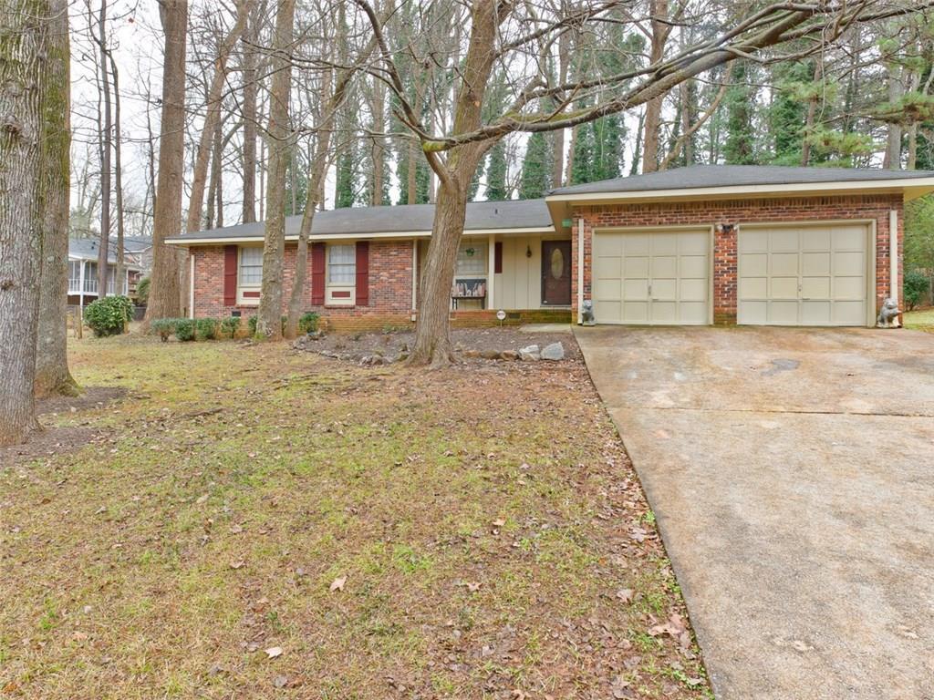 4765 Fellswood Dr., Stone Mountain, GA 30083