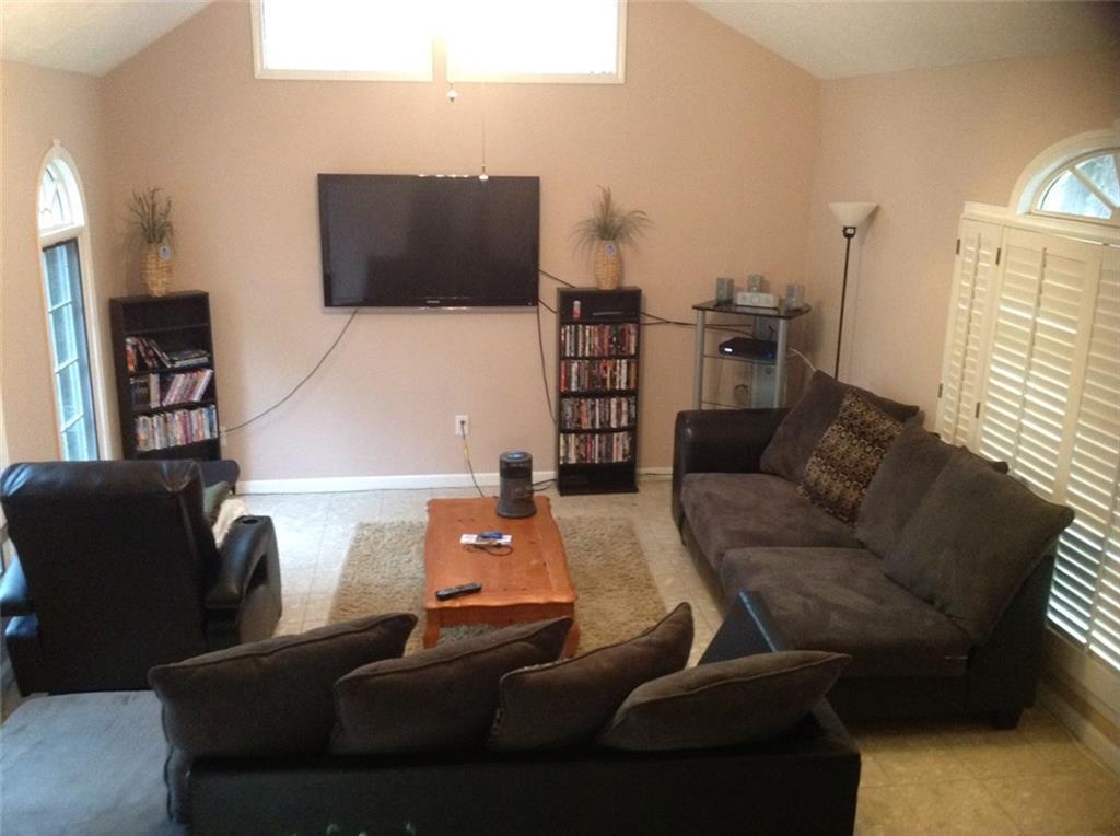 6797 Ivy Log Dr., Austell, GA 30168