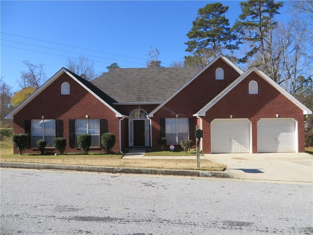 1136 Carriage Trace Cir., Stone Mountain, GA 30087