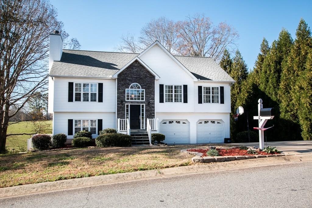 101 Bridgewater Dr., Canton, GA 30115