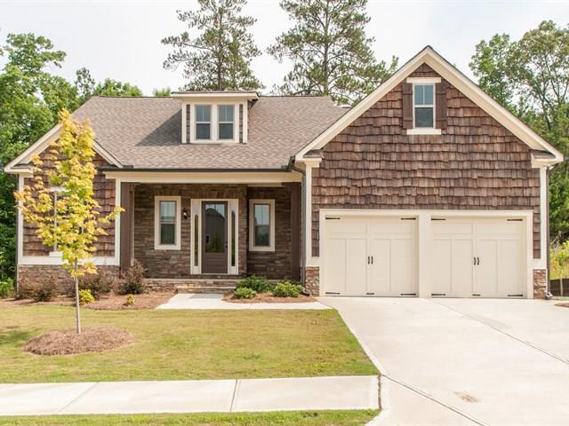 61 Highpointe Dr., Dawsonville, GA 30534