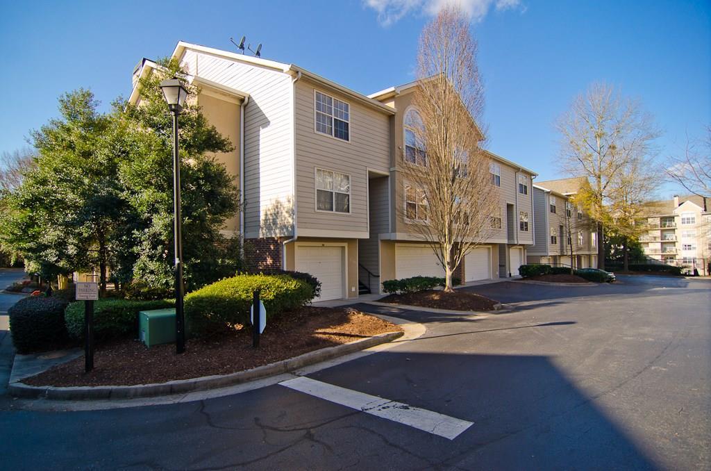 4246 River Green Dr. #201, Atlanta, GA 30327