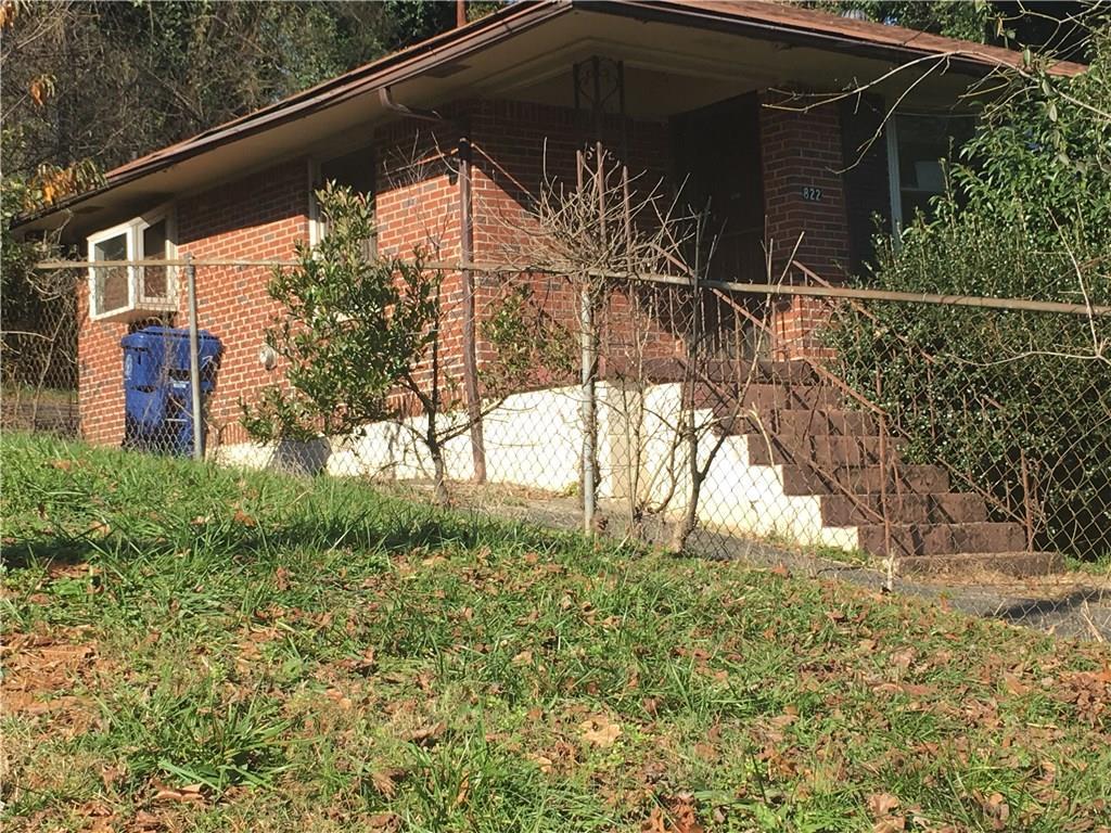 822 Gertrude Pl., Atlanta, GA 30318