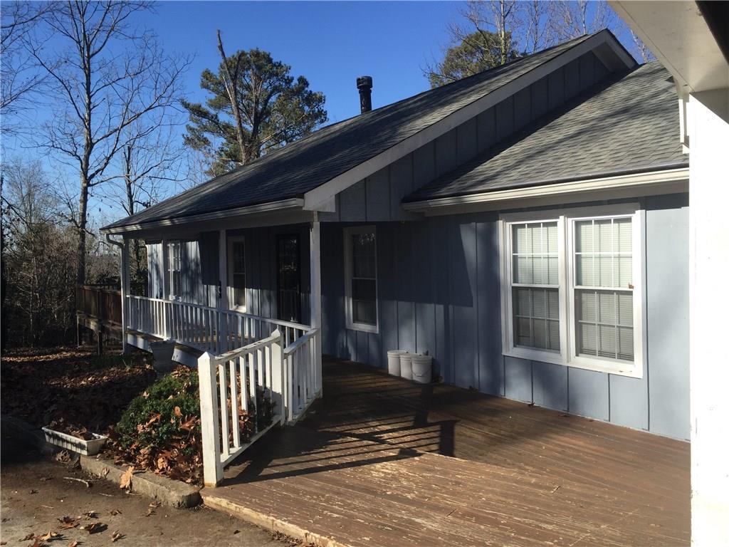 208 Bluff Creek Dr., Woodstock, GA 30188