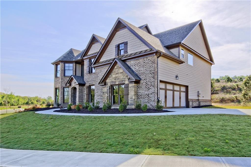 4649 Sierra Creek Dr., Hoschton, GA 30548