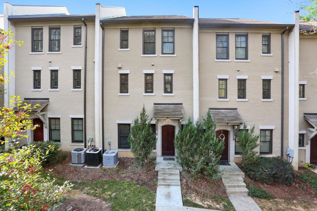 213 Knob Hills Cir., Decatur, GA 30030