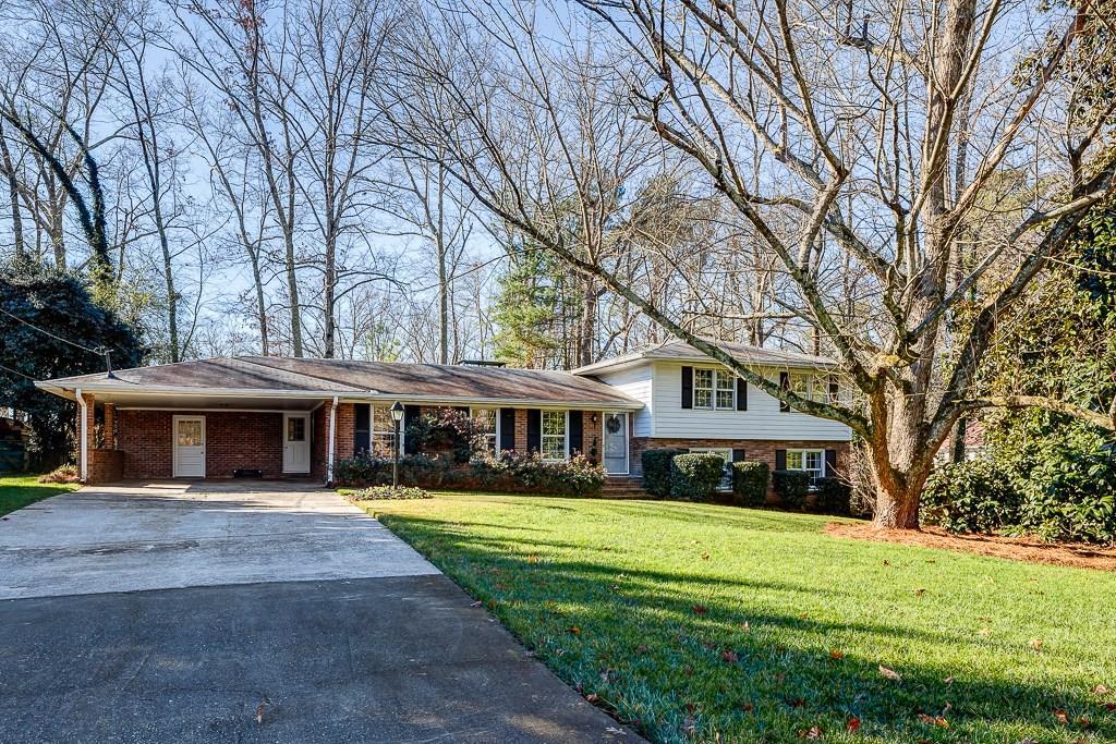 105 W Spalding Dr., Sandy Springs, GA 30328