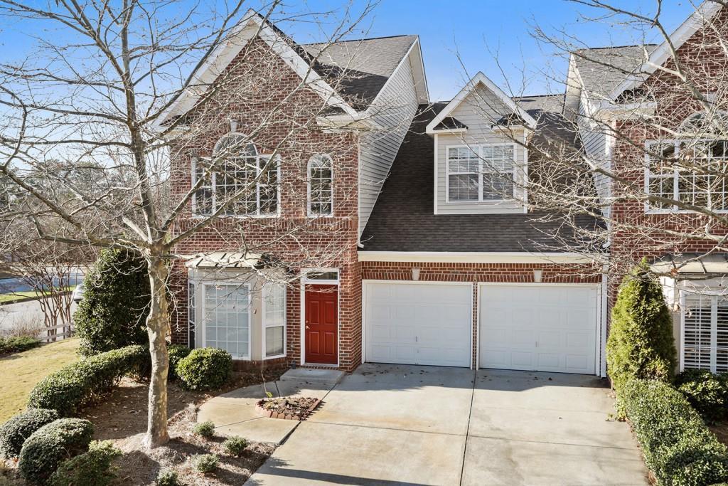 2004 Sterling Ct., Roswell, GA 30075