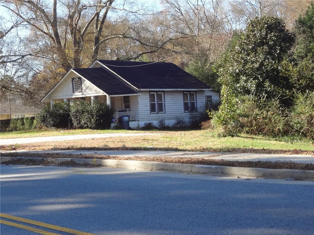 1437 Hewatt Rd., Lilburn, GA 30047