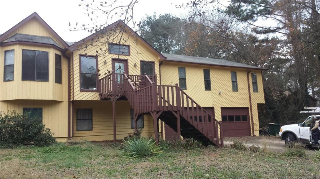 1639 Shadowbrook Dr., Acworth, GA 30102