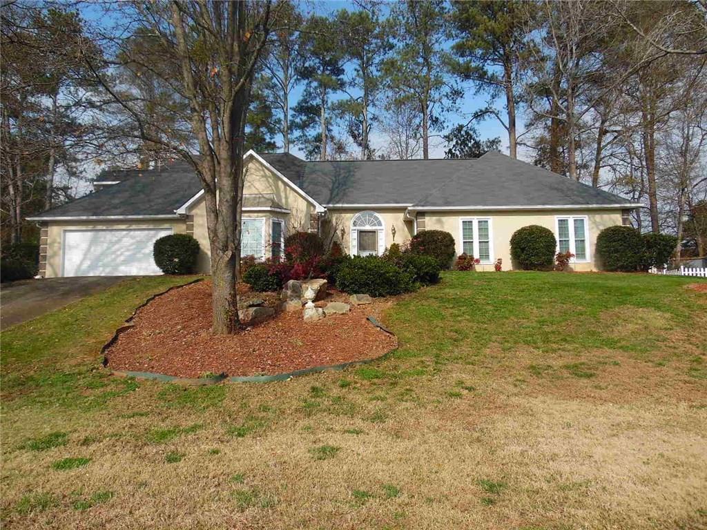 185 West Ct., Johns Creek, GA 30097