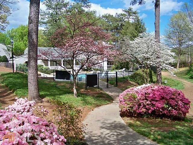 2679 Farmstead Rd., Smyrna, GA 30080