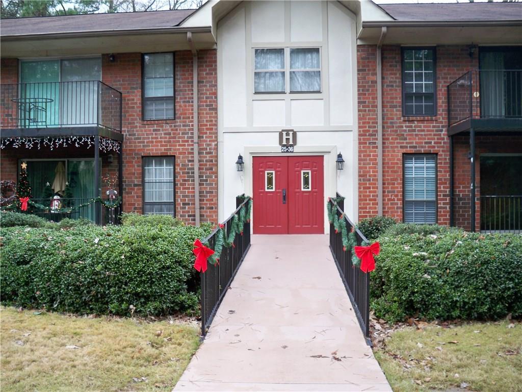 6851 Roswell Rd. #H-32, Atlanta, GA 30328