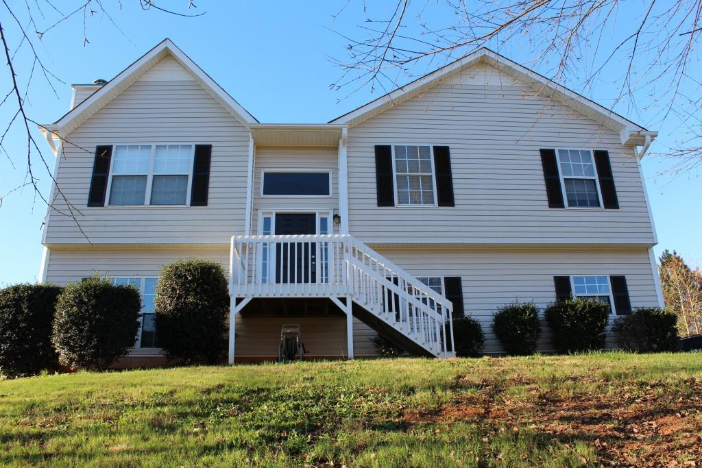 305 Bomar Ln., Douglasville, GA 30134