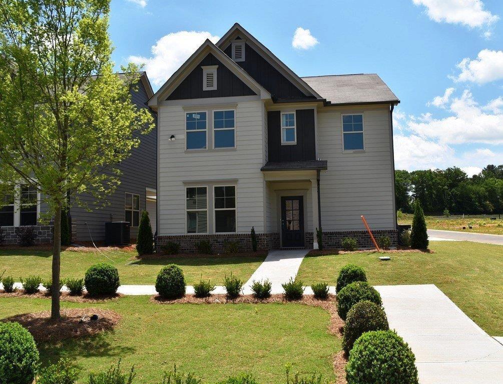 6019 Yacht Way, Flowery Branch, GA 30542