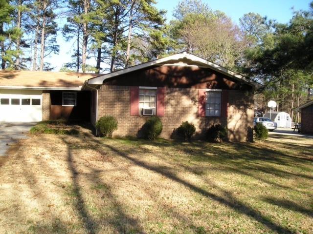 2584 Pamela Dr., Snellville, GA 30078