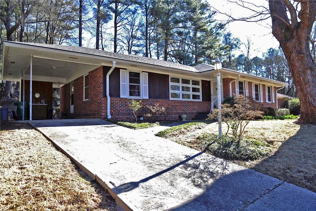 567 N Superior Ave., Decatur, GA 30033