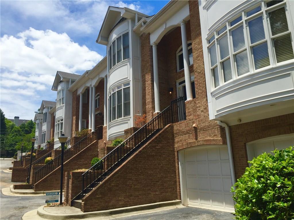 1014 Heatherbrooke Ln., Atlanta, GA 30324