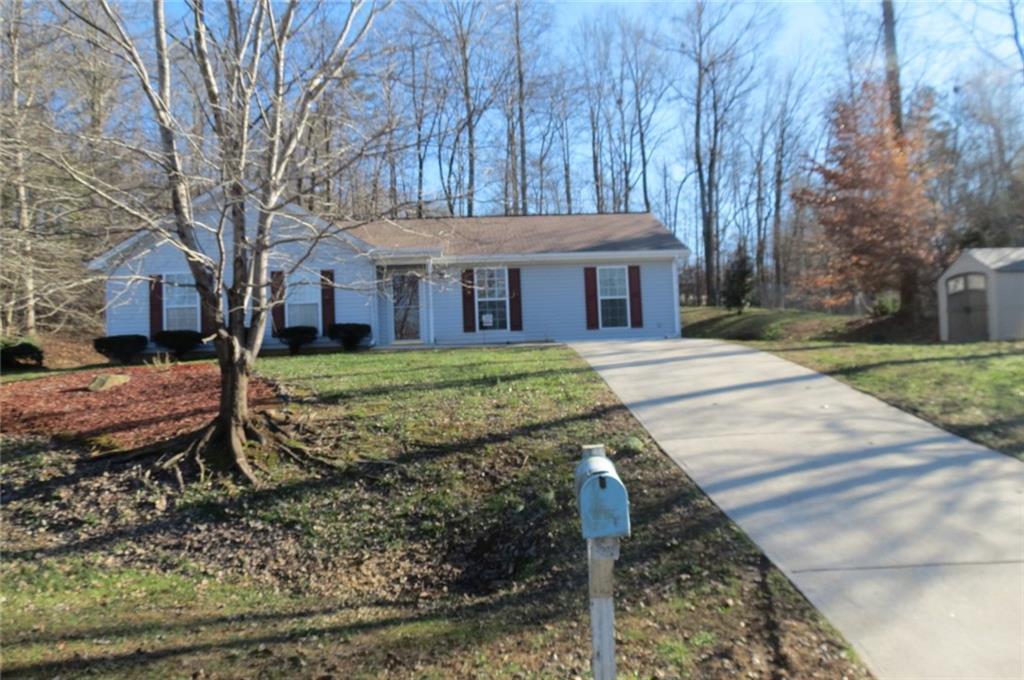 6750 Spring Head Dr., Flowery Branch, GA 30542