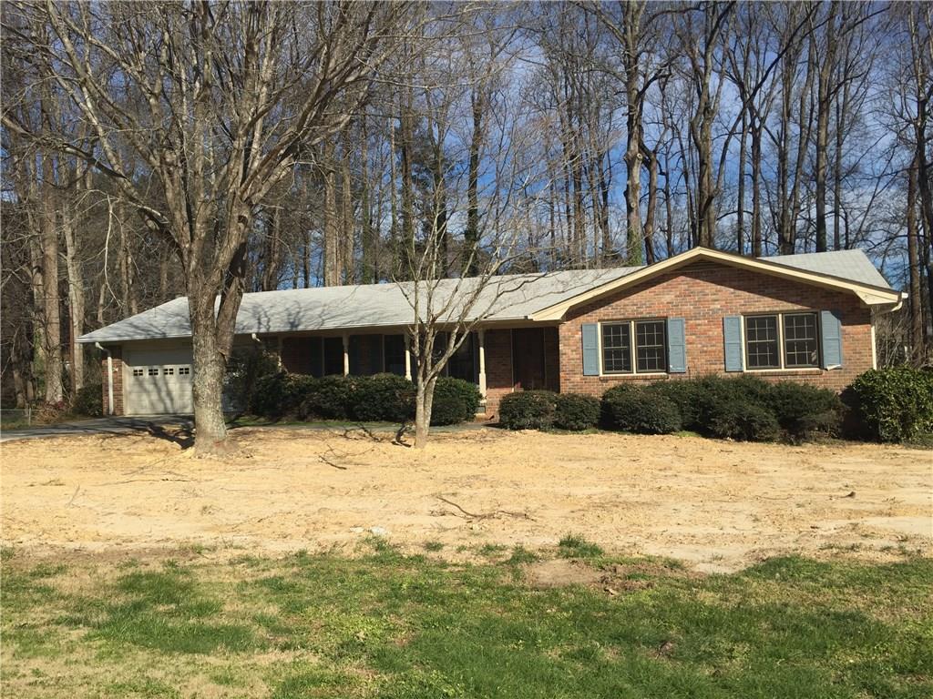 2208 Myra Ln., Snellville, GA 30078
