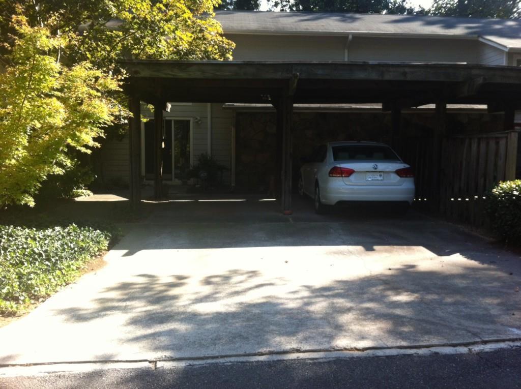 2075 Clairmeade Valley Rd., Atlanta, GA 30329