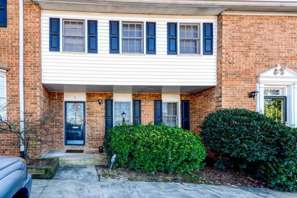 6520 Roswell Rd. #5, Sandy Springs, GA 30328