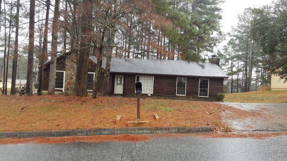 6995 Hassana Ln., Fairburn, GA 30213