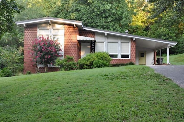 217 Hillcrest Dr., Calhoun, GA 30701