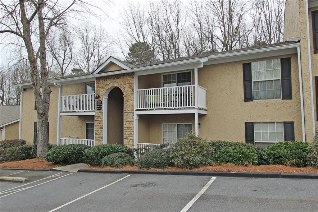 3135 Seven Pines Ct. #302, Atlanta, GA 30339