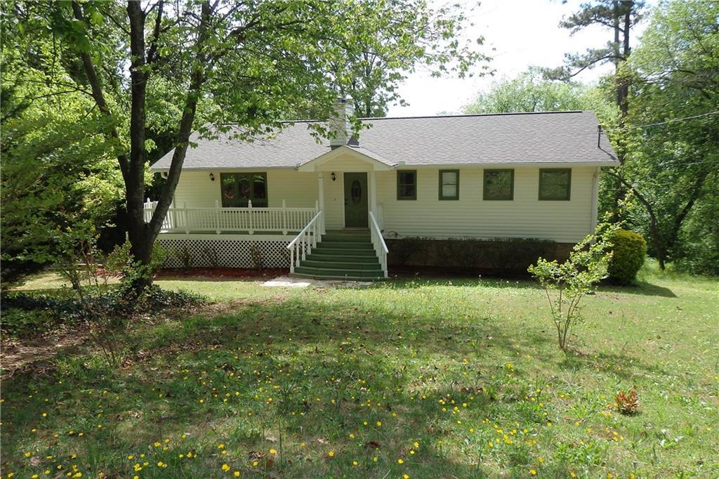 110 Crestmont Dr., Calhoun, GA 30701