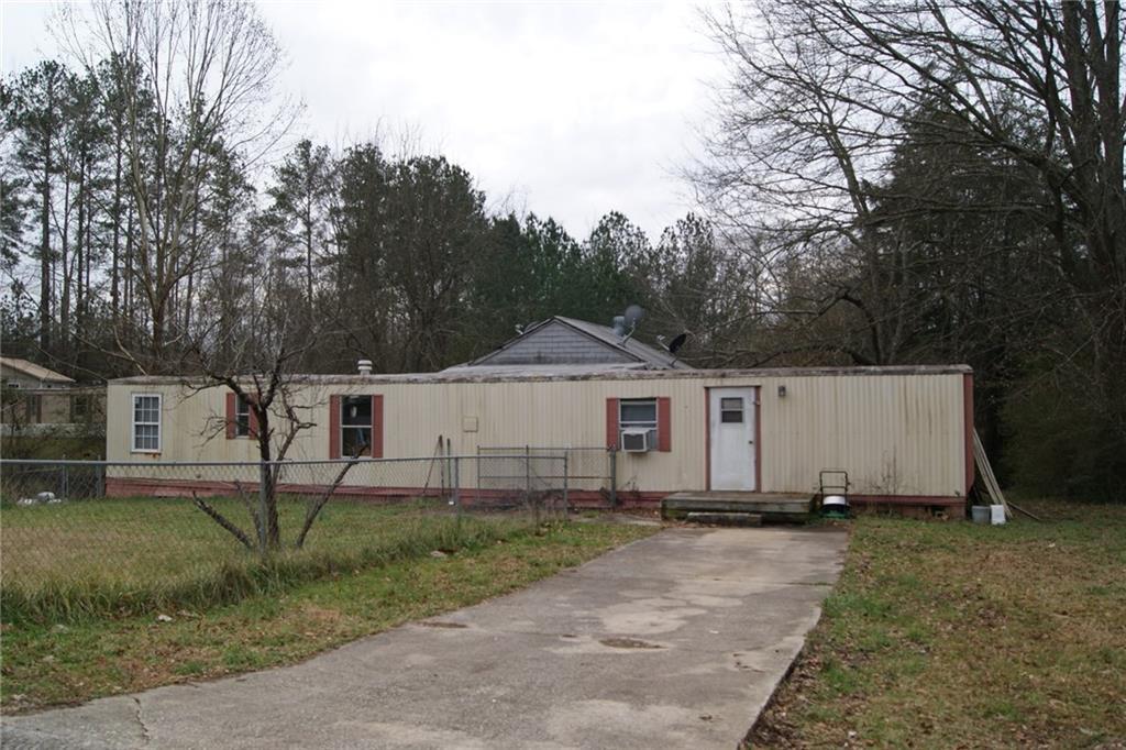 483 Wagon Trail Cir., Dallas, GA 30132