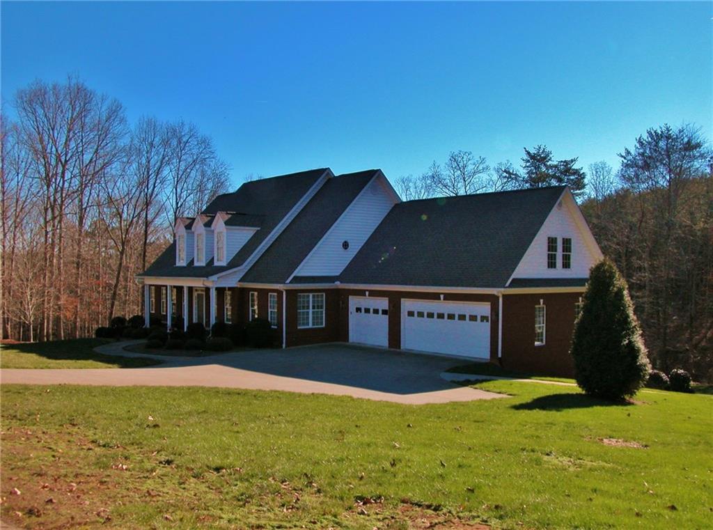 5226 Laurel Ter., Flowery Branch, GA 30542