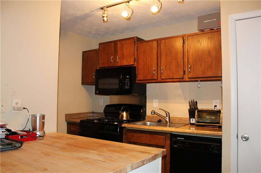 902 Cumberland Ct., Smyrna, GA 30080