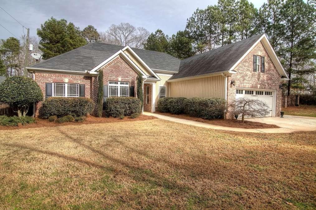 1692 Jodeco Rd., Stockbridge, GA 30281