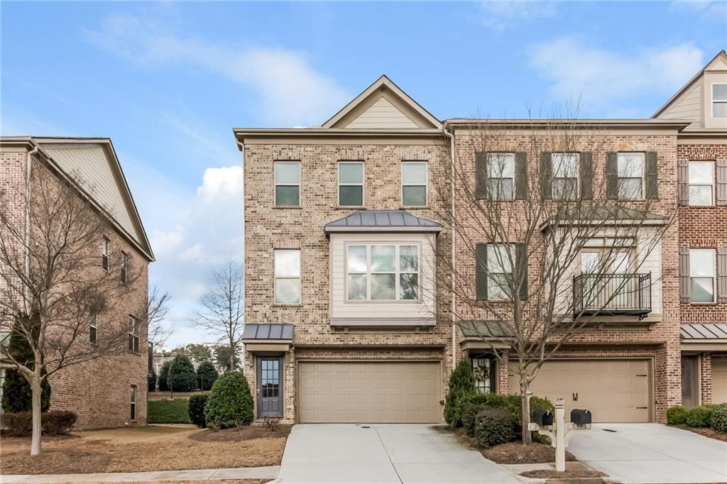 2715 Hallwood Ln., Suwanee, GA 30024