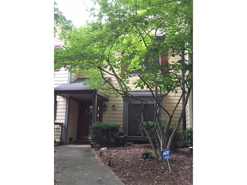 906 Hollyfax Cir., Sandy Springs, GA 30328