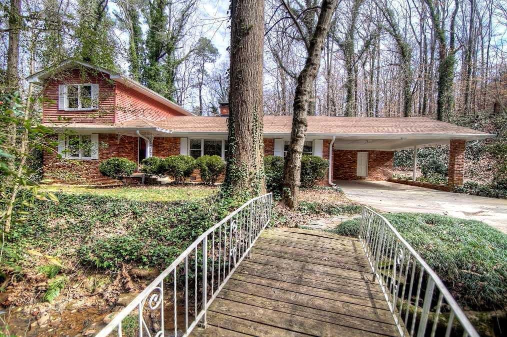 3724 Lakeside Ct., Tucker, GA 30084