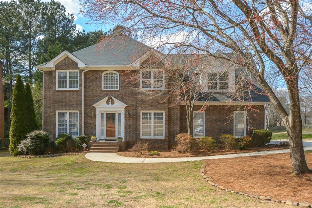 1731 Hickory Lake Dr., Snellville, GA 30078
