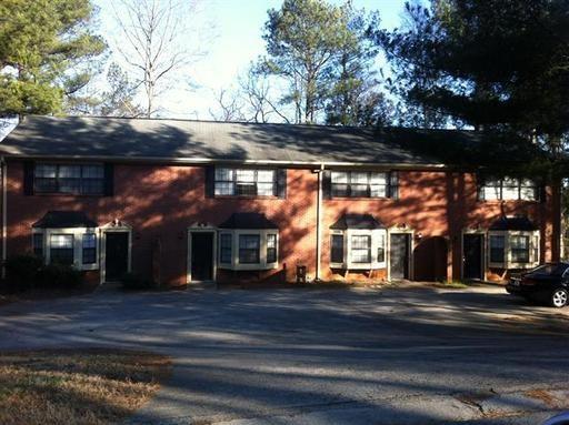 1896 Patterson Cir., Lawrenceville, GA 30044