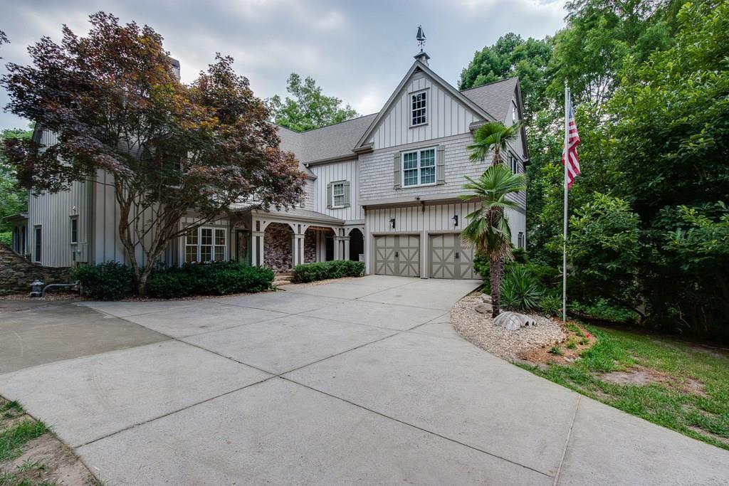 6618 Club View Ct., Flowery Branch, GA 30542