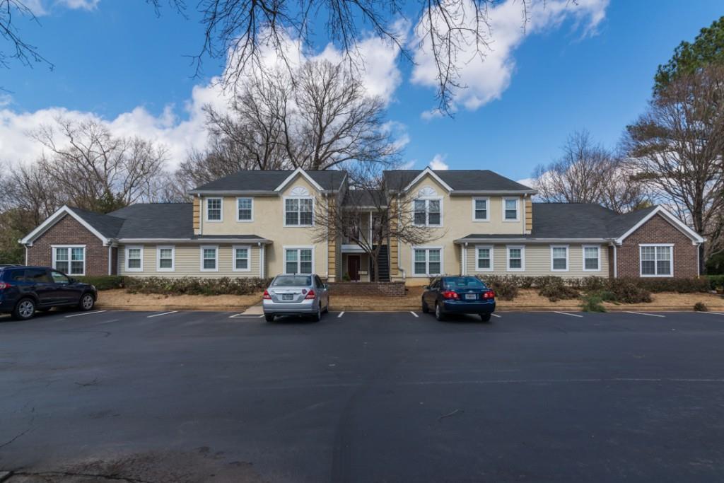 53 Devon Ln., Avondale Estates, GA 30002