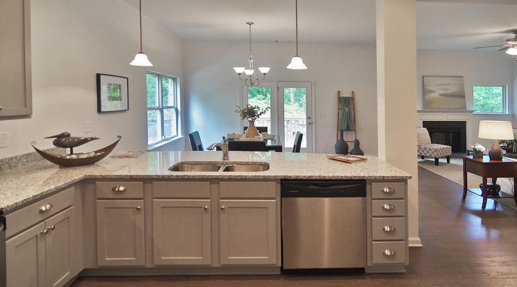 1978 Newfort Dr. #E5, Atlanta, GA 30318