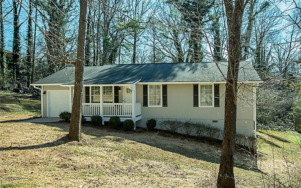 2897 Rockcliff Rd., Atlanta, GA 30316
