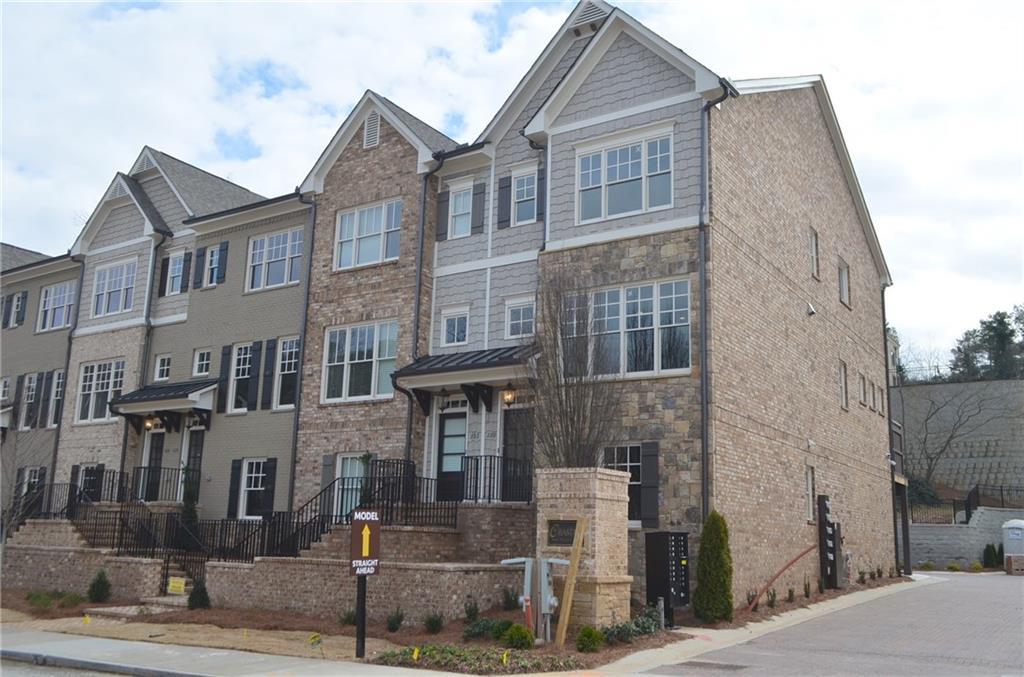 224 Chastain Preserve Ln., Atlanta, GA 30342