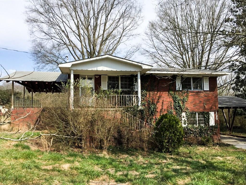 125 Danny Cir., Calhoun, GA 30701