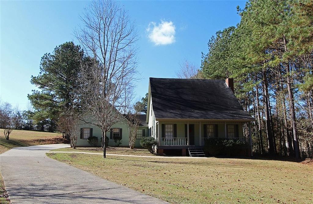 1833 Elmwood Cir., Snellville, GA 30078