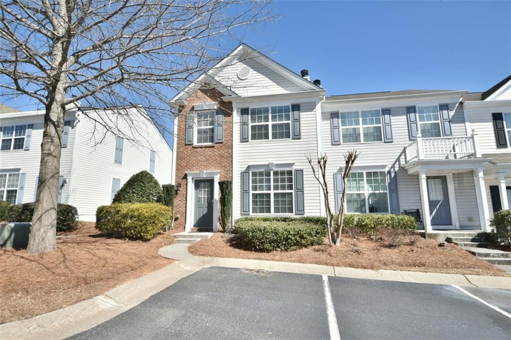 1071 Prestwyck Ct., Alpharetta, GA 30004