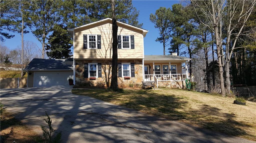 1135 Harview Dr., Lilburn, GA 30047