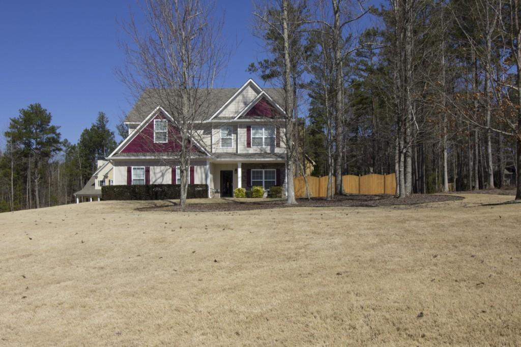 6890 Spring Valley Ct., Douglasville, GA 30135